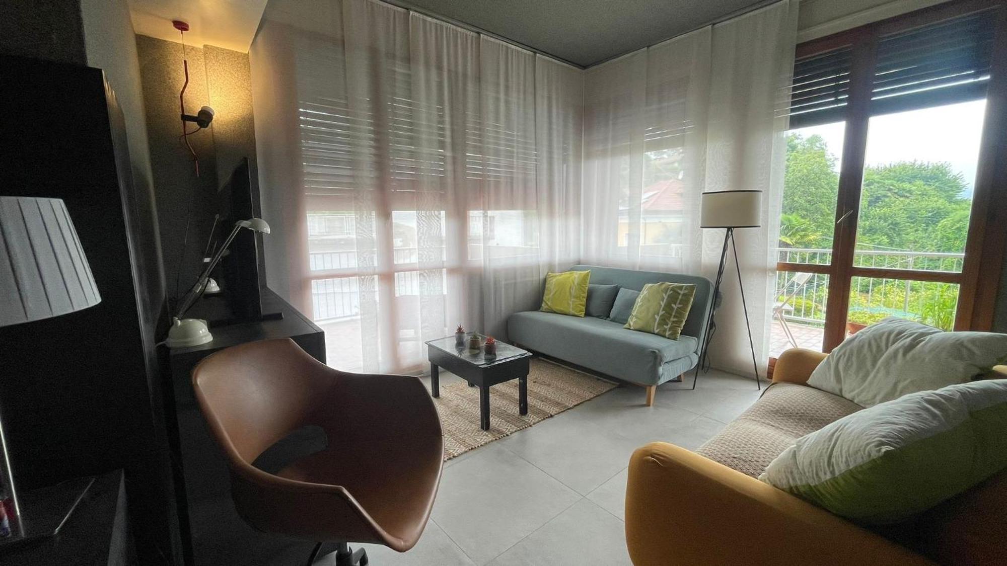 Lake View Apartment Lovely Atmosphere Dagnente المظهر الخارجي الصورة